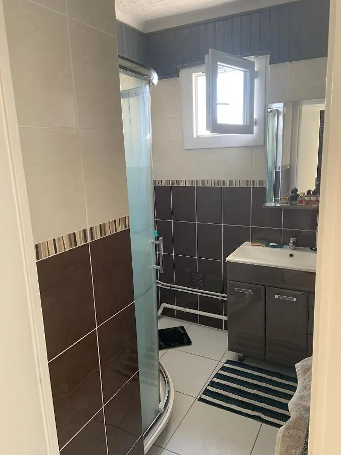 Superbe Appartement Avec Terrasse 20M2 Tres Calme Marseille France