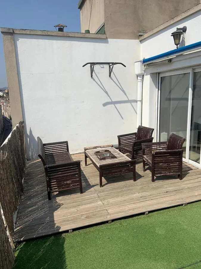 Superbe Appartement Avec Terrasse 20M2 Tres Calme Marseille